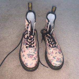 COPY - Size 6 Women’s Doc Martens